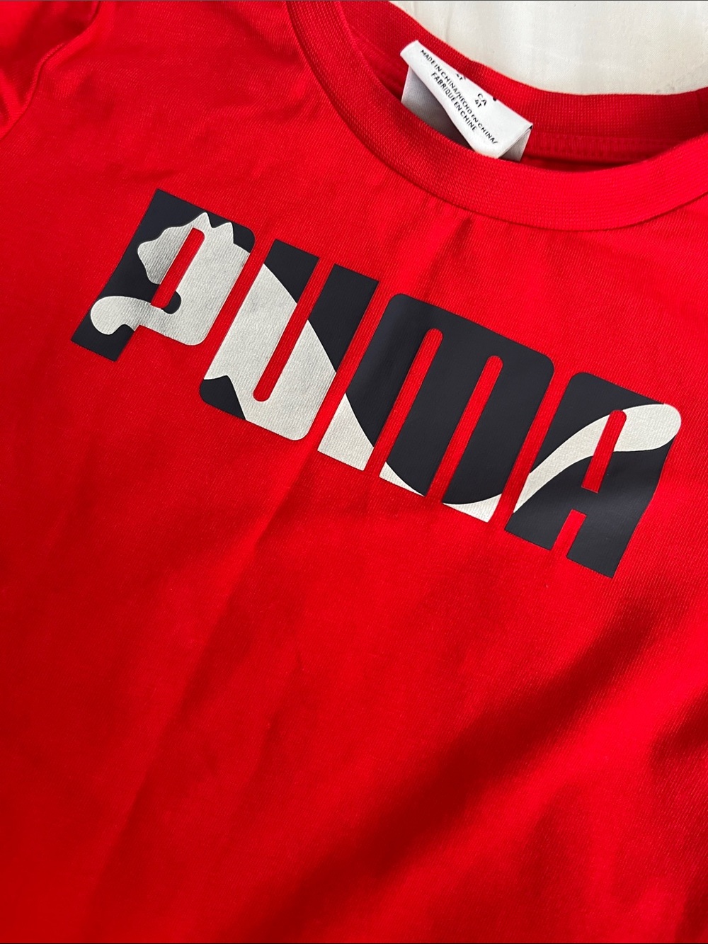 PUMA Kids' Red Logo T-Shirt size 4T - Picture 2 of 4